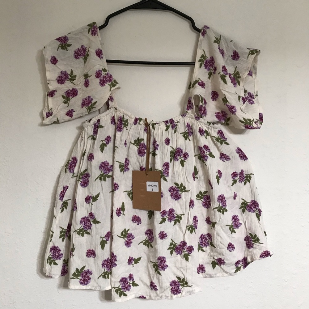 Lost in Lunar cream top  blouse S with purple